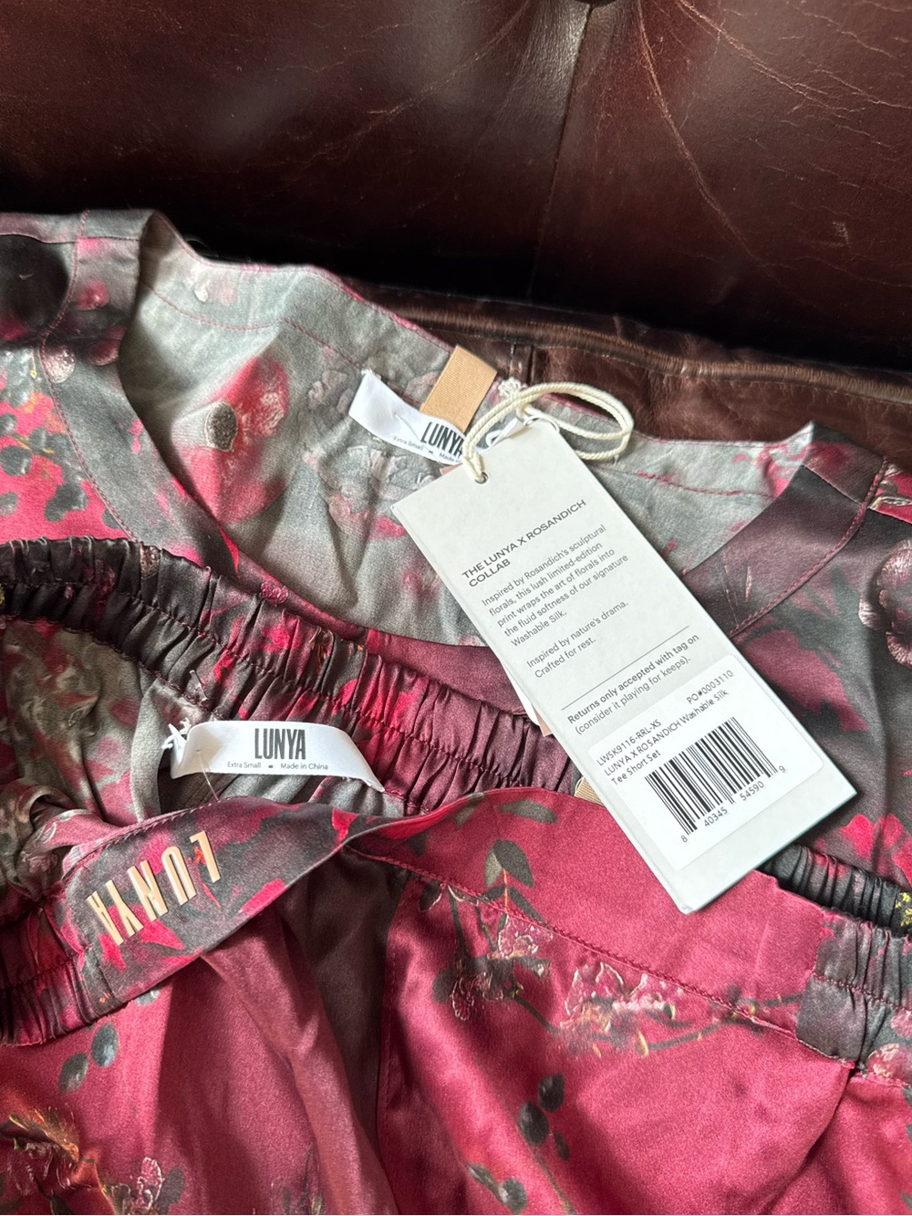 LUNYA x ROSANDICH BNWT Washable Silk Tee Short Set in Rouge Reverie Size XS - Picture 10 of 10